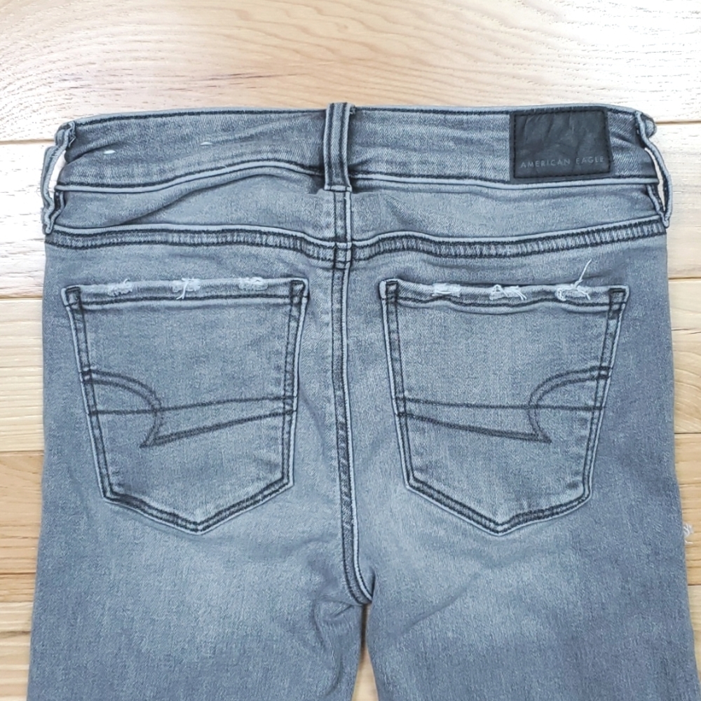 American Eagle Outfitters Grey Jeans Size 000 Short